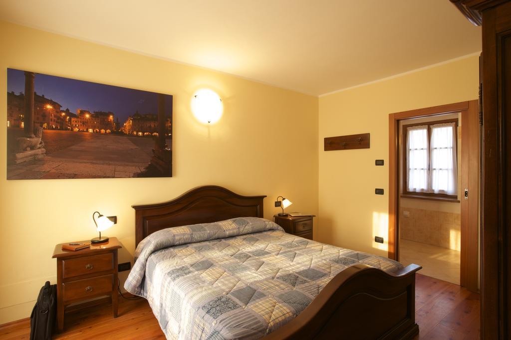 فيلا آلافي Agriturismo Al Picchio الغرفة الصورة