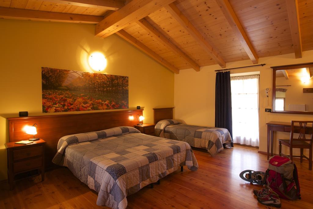 فيلا آلافي Agriturismo Al Picchio الغرفة الصورة