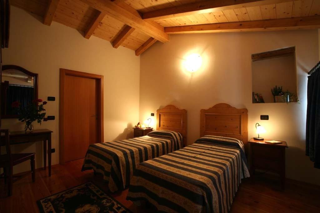 فيلا آلافي Agriturismo Al Picchio الغرفة الصورة